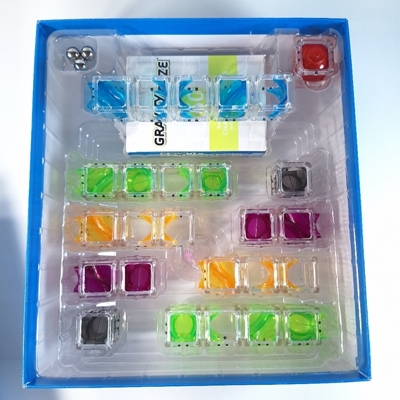 ThinkFun Gravity Maze Falling Marble Logic Game - Picture 6 of 9